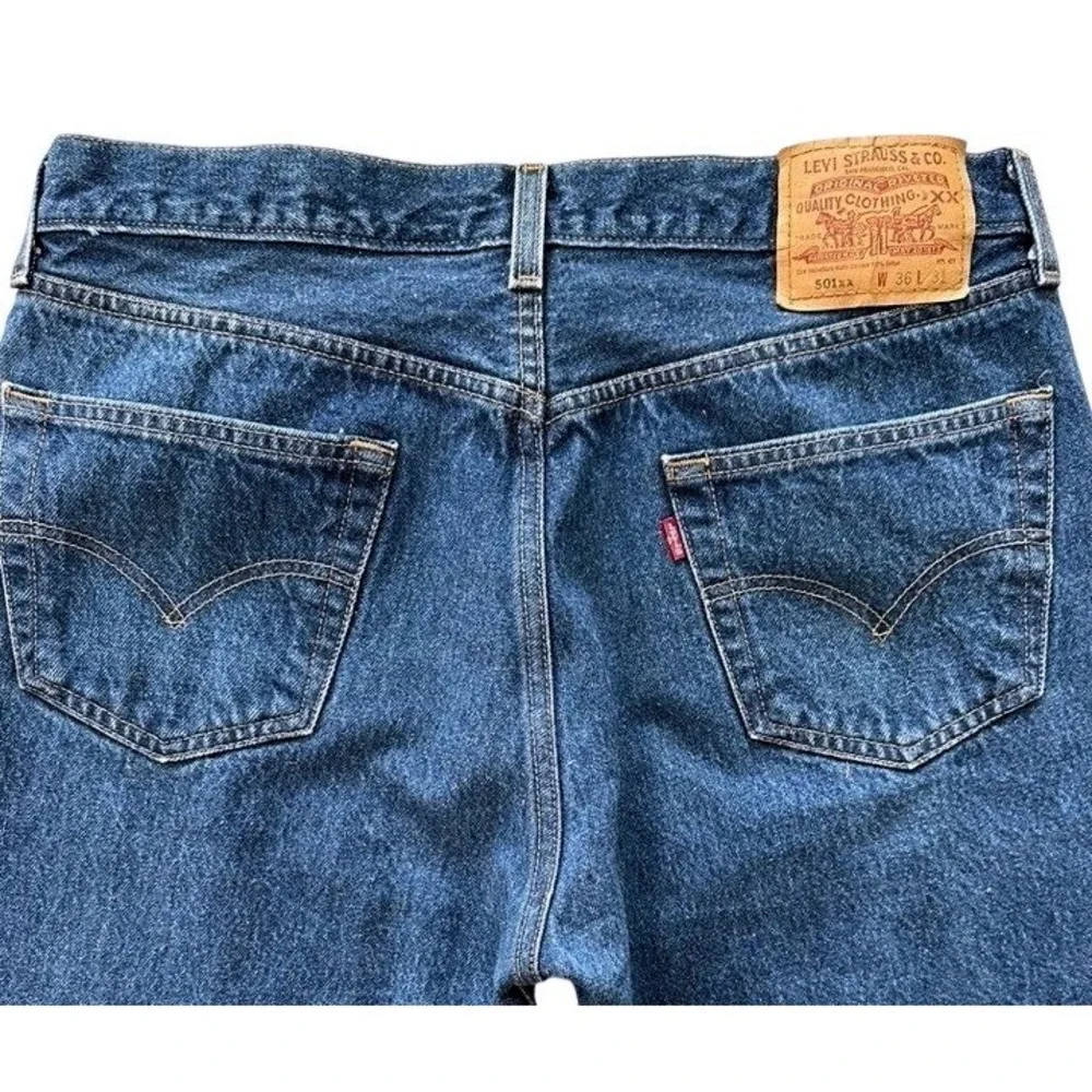 Vintage Levis 501xx Jeans 36x31 Indigo Raw Denim 0000 Batwing Y2K 2000